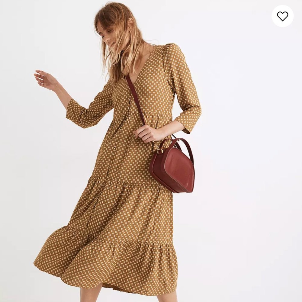 BRAND NEW  Madewell V-Neck Tiered Button-Front Midi Dress in Daisies Forever